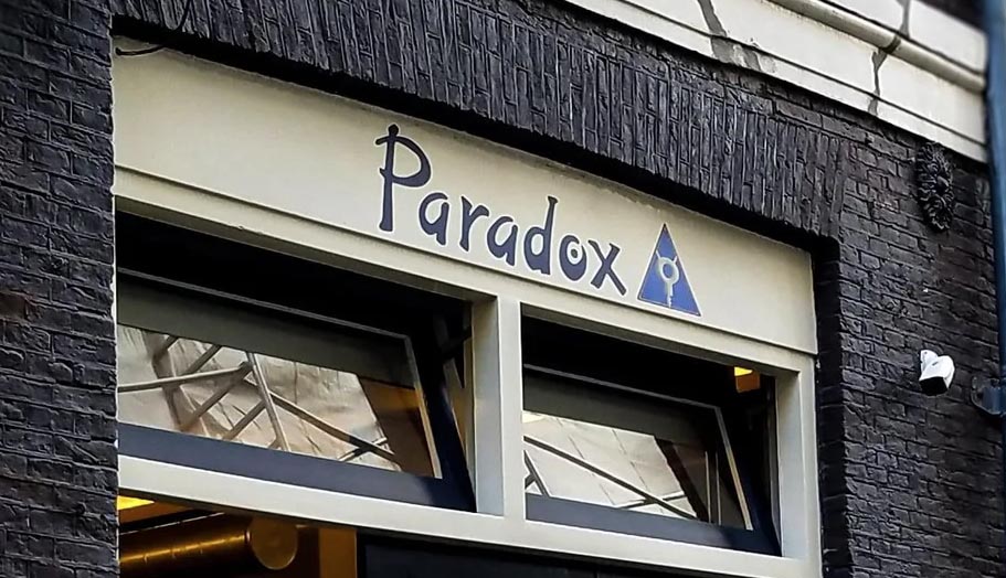 Space Cake pa Paradox Coffeeshop Amsterdam